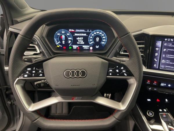 Audi Q4 e-tron Q4 Sportback e-tron 35 AHK MATRIX RFK NAVI