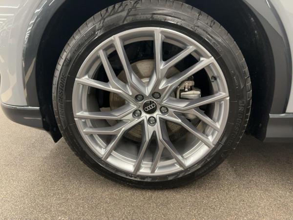 Audi Q4 e-tron Q4 Sportback e-tron 35 AHK MATRIX RFK NAVI