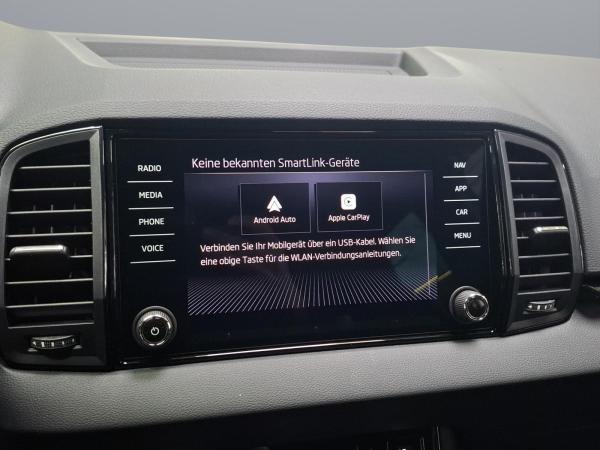 Skoda Karoq Sportline Fahrass+ AHK 19" Navi Kam Komfort