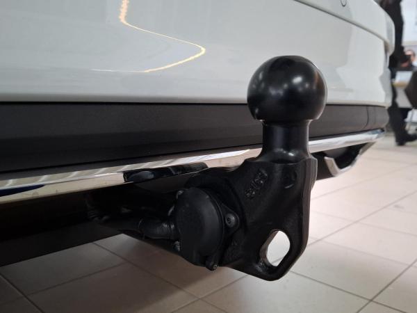 Skoda Karoq Sportline Fahrass+ AHK 19" Navi Kam Komfort