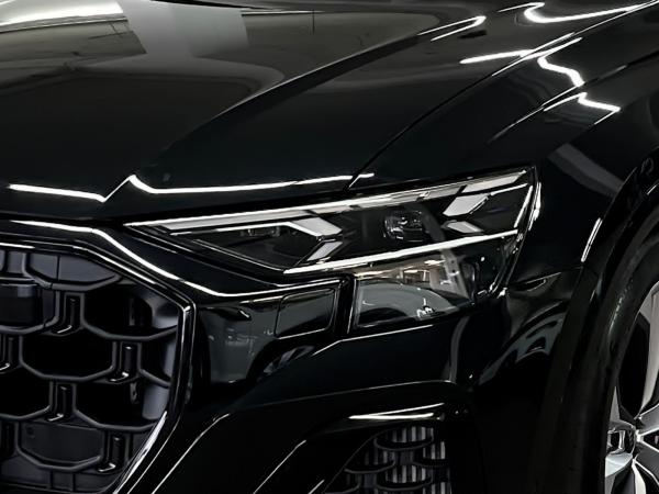 Audi SQ8 AHK B&O Fahrwerkspaket advanced Nachtsicht
