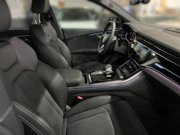 Audi SQ8 AHK B&O Fahrwerkspaket advanced Nachtsicht