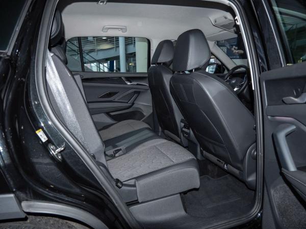 Volkswagen Tayron 2.0 TDI 4M Life 7-Sitzer DCC AHK Kamera