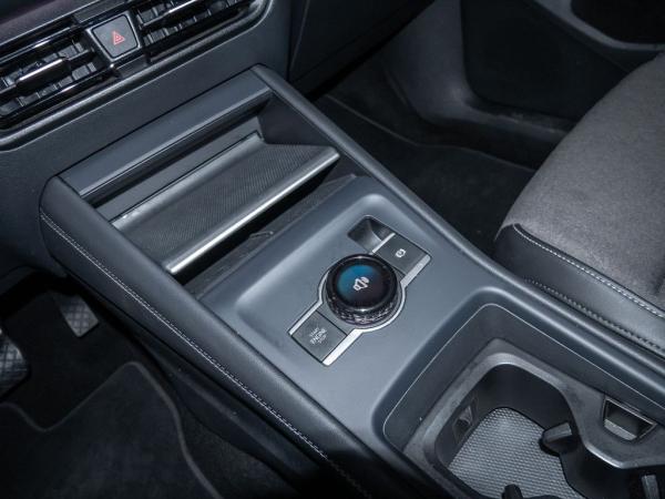 Volkswagen Tayron 2.0 TDI 4M Life 7-Sitzer DCC AHK Kamera