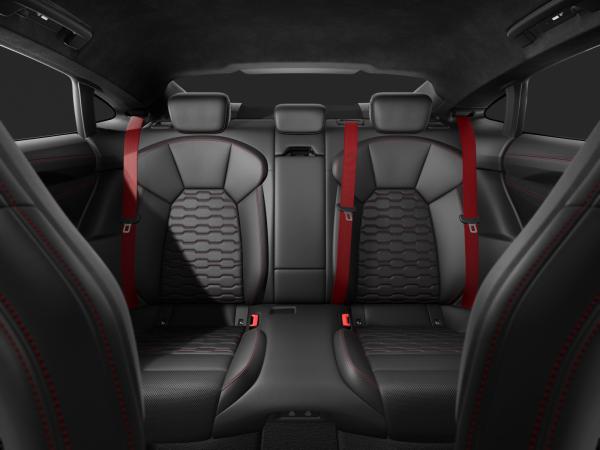 Audi RS e-tron GT performance qu AKTIVFAHRWERK HUD