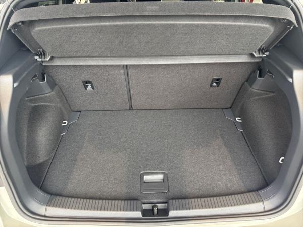 Volkswagen T-Cross R-Line 1.0 l TSI  DSG ‼️sofort verfügbar‼️