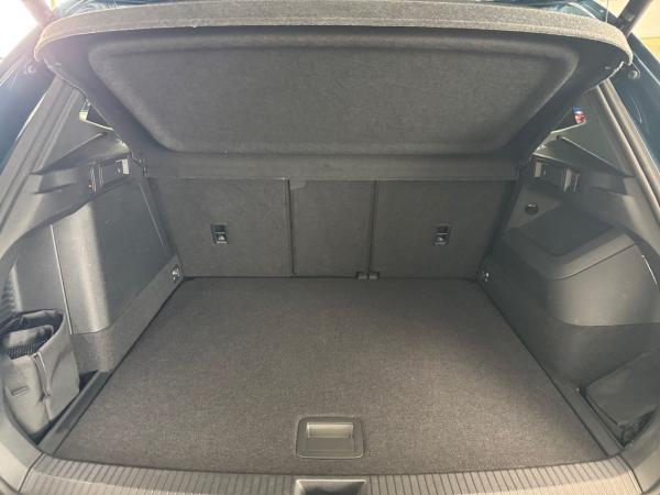 Volkswagen Tiguan R-Line 1.5TSI eHybrid +AHK+LEDER+