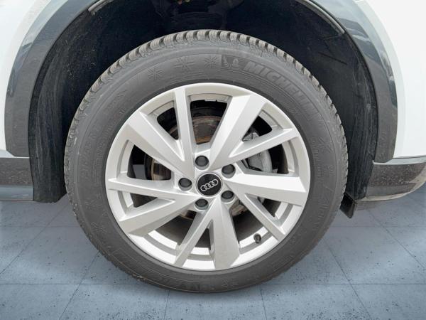 Audi Q2 advanced 35 TFSI S tr. Matrix 18 ACC Cam Keyl