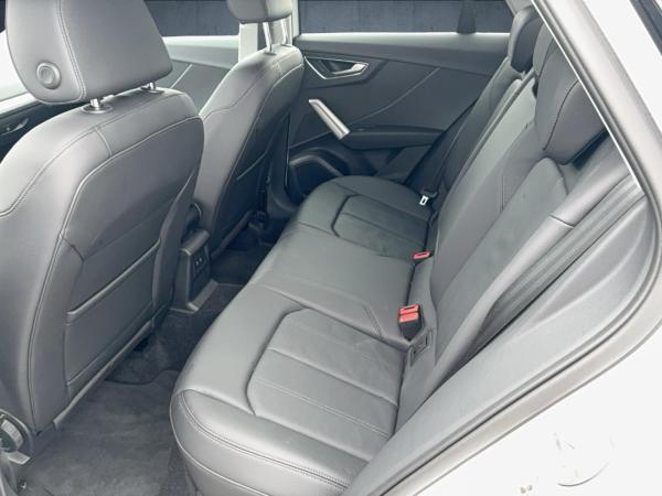 Audi Q2 advanced 35 TFSI S tr. Matrix 18 ACC Cam Keyl