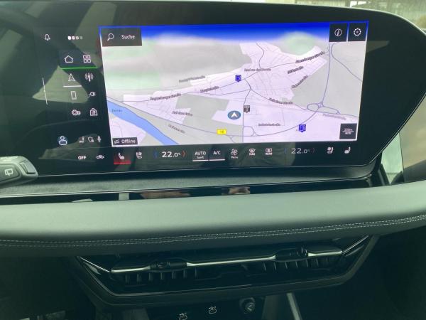 Audi Q6 e-tron Q6 SUV e-tron performance Matrix HUD 21 AHK 360