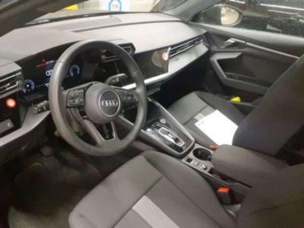 Audi A3 Sportback 35 TDI S tronic advanced NAVI+LED+KAMERA