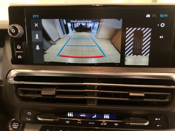 Citroën SpaceTourer Spacetourer 2.2 Diesel 180 Plus M AHK+LED+Navi