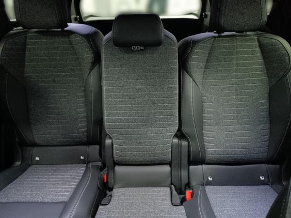 Peugeot 5008 1.2 Rückfahrkamera,Sitzheizung,Tempomat