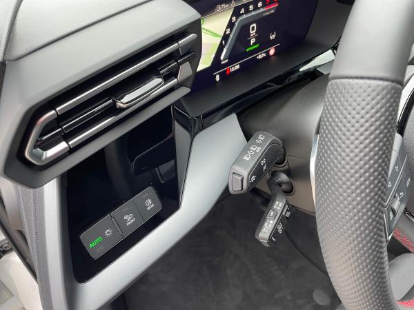 Audi A3 Limousine 35 TFSI S tronic S line LED HUD ACC