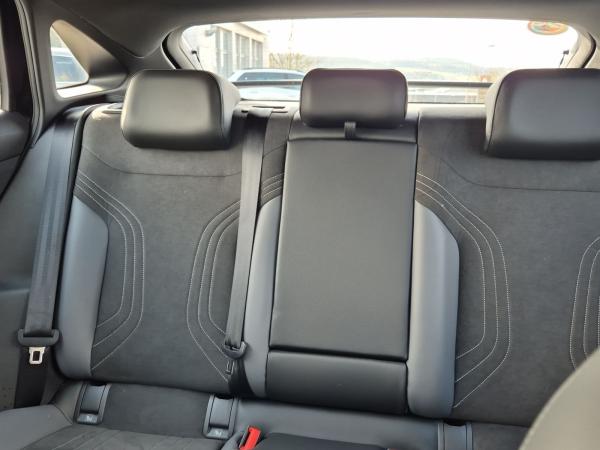 Volkswagen ID.5 Pro Performance 77kWh ACC,Navi,AHK