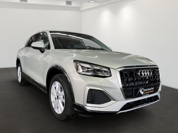 Audi Q2 advanced 35 TFSI Navi Matrix Parken Sportsitze