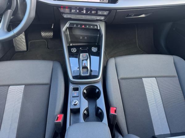 Audi A3 Limousine advanced 35 TDI S tronic LED Assistenzp. Business ACC sound