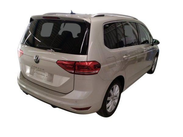 Volkswagen Touran HIGHLINE 2.0TDI DSG ACC.5J-G.AHK.STHZG.KAMERA.PANO.NAVI+VC.LED.4xSHZ
