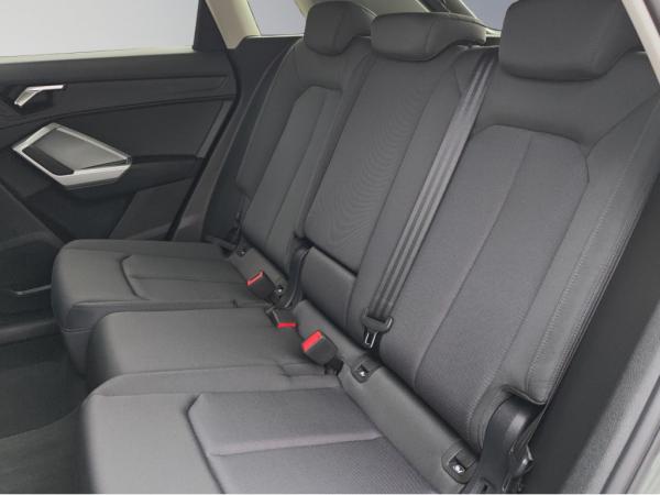Audi Q3 35 TFSI advanced S-tronic
