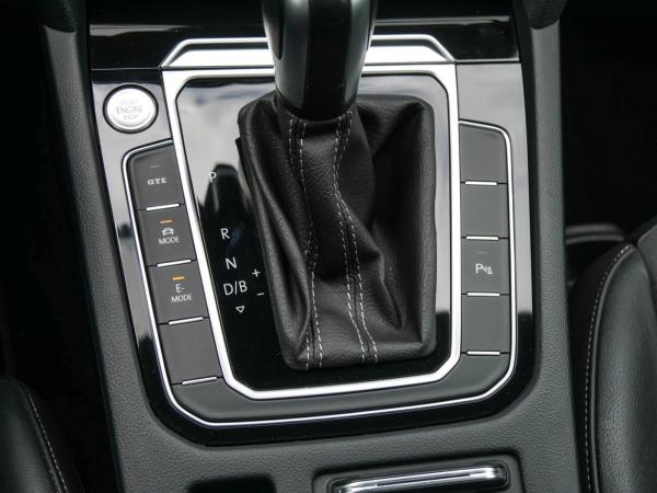 Volkswagen Arteon Shootingbrake 1.4 TSI R-Line eHybrid AHK Pano Matrix-LED