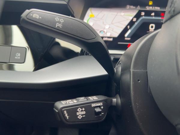 Audi A3 Sportback 35 TDI S line S tronic Navi Kamera Sitzhzg