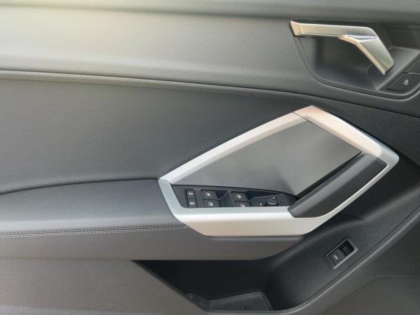 Audi Q3 35 TFSI S line S tronic AHK LED Navi Virtual