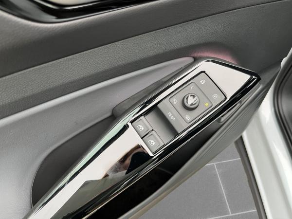 Volkswagen ID.4 *Pro* AHK 🚨Bitte Beschreibung lesen🚨