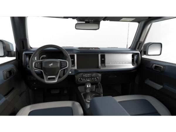 Ford Bronco Outer Banks 4x4 in Azure Grey Metallic