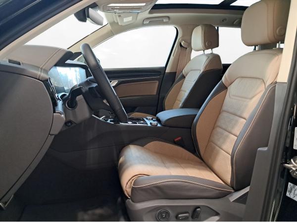 Volkswagen Touareg R-Line 3,0 V6 TDI 4MOTION