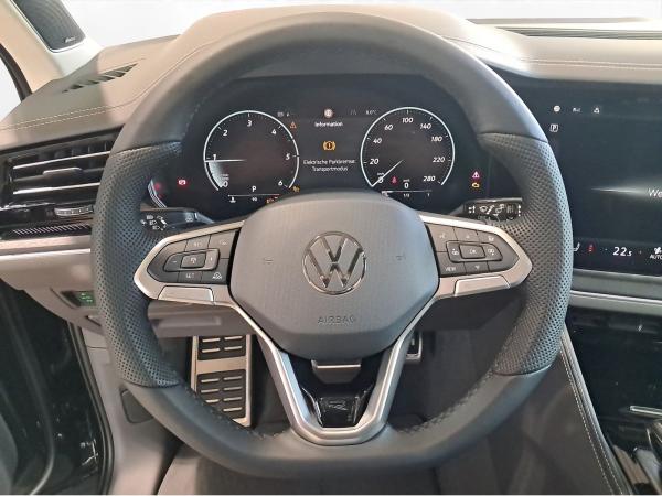 Volkswagen Touareg R-Line 3,0 V6 TDI 4MOTION