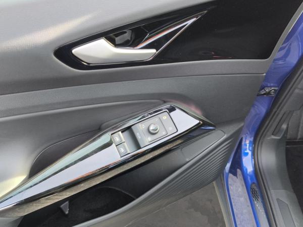 Volkswagen ID.4 4Mo. GTX 82 kWh MATRIX-LED NAVI WÄRMEPUMPE 5-J-GAR AHK ACC PDC SHZ