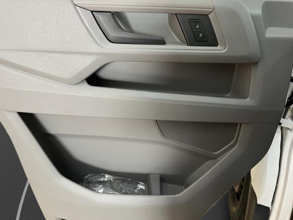 Volkswagen Crafter 35 Kasten kurz L3 H3 TDI MR HOCHDACH