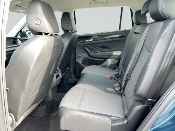 Volkswagen Tayron 2.0 TDI DSG 4Motion Life /7-SITZER /AHK /IQ-LIGHT