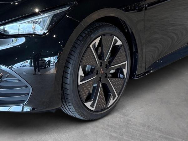 Cupra Born VZ *HuD*Navi*Wärmep.*Sennheiser*Kamera*