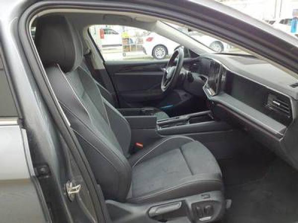 Volkswagen Passat Variant 1.5 TSI eHybrid Business - AHK+Head-Up