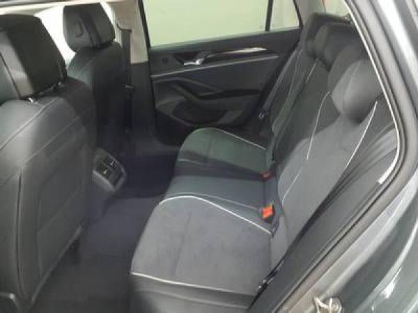 Volkswagen Passat Variant 1.5 TSI eHybrid Business - AHK+Head-Up