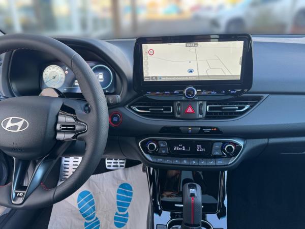 Hyundai i30 CW 1.6T DCT N-Line PANO LED NAVI APP