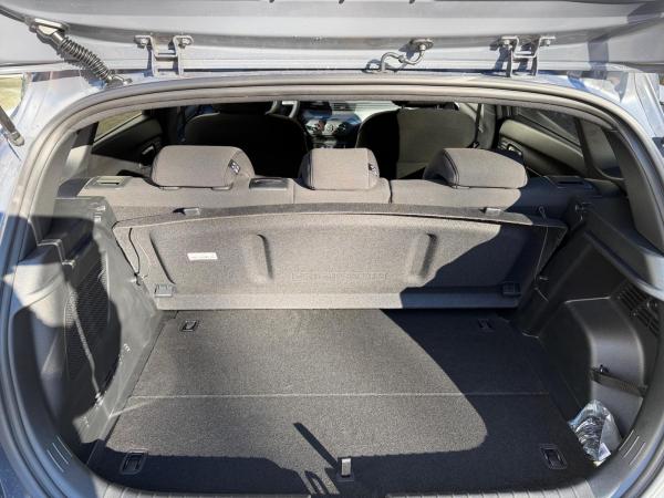 Hyundai i20 1.0 T-GDI 90 PS MT Blackline, BOSE, VERFÜGBAR