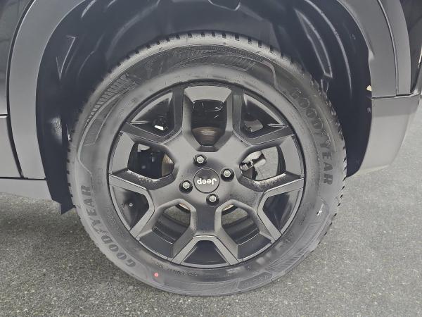 Jeep Avenger AVENGER 1.2 E-HYBRID T3 DCT BLACK EDITION MJ26 INFOTAINMENT & KOMFORTPAKET