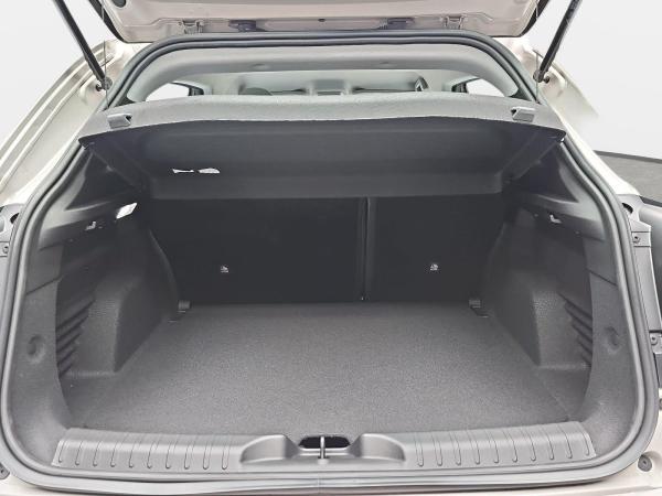 Fiat 600 1.2 T3 HYBRID DCT BUSINESS EDITION MJ26 ALLWETTERREIFEN