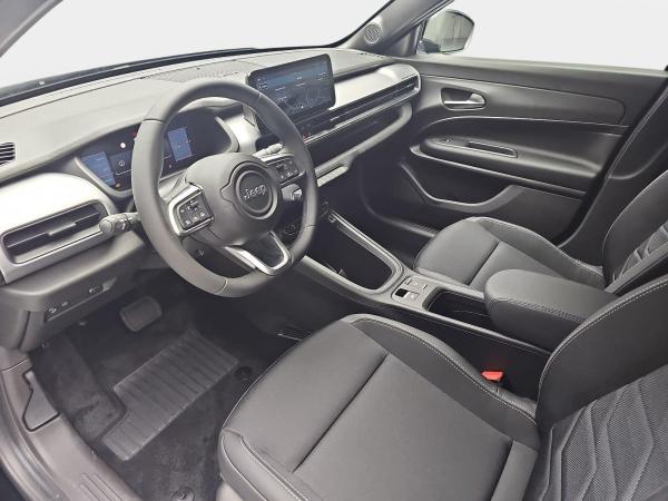 Jeep Avenger AVENGER 1.2 E-HYBRID T3 DCT BLACK EDITION MJ26 INFOTAINMENT & KOMFORTPAKET