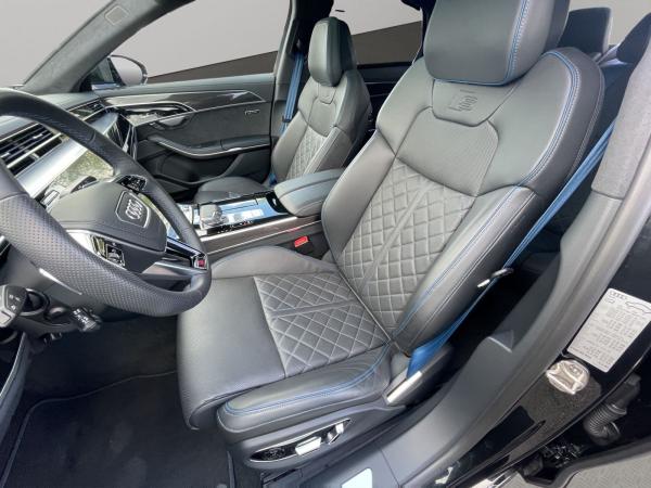 Audi A8 50 TDI qu. S line Matrix HuD Pano AHK StandHZ