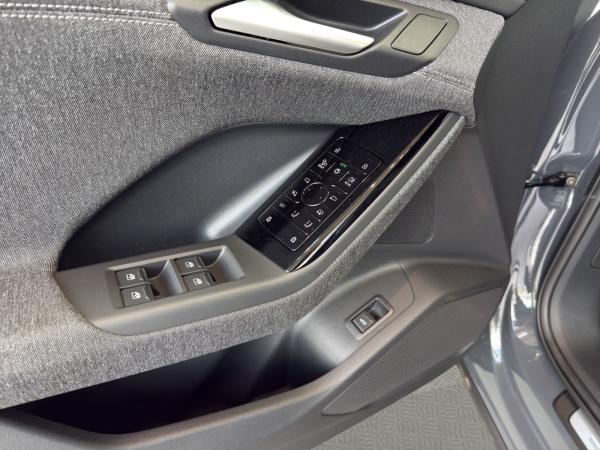 Audi Q6 e-tron Q6 SUV e-tron perf. S line Navi Matrix AHK 360°