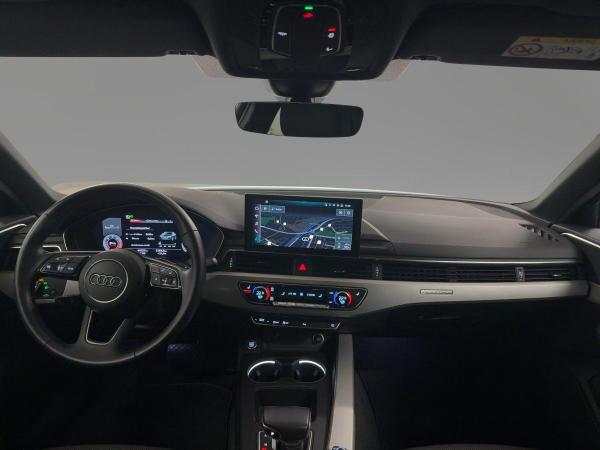 Audi A4 Limousine Advanced 40 TDI S tr. PDC AHK NAVI