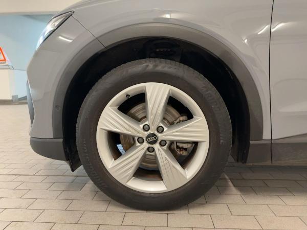 Audi Q4 e-tron Q4 Sportback e-tron 35 PDC RFK NAVI VIRTUAL