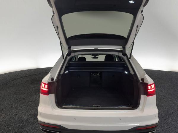 Audi A4 Avant 35 TDI S tr. AHK LED NAVI ACC VIRTUAL