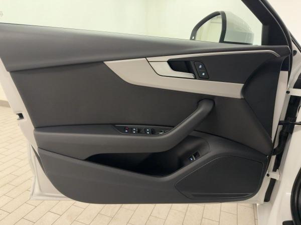 Audi A4 Avant 35 TDI S tr. AHK LED NAVI ACC VIRTUAL