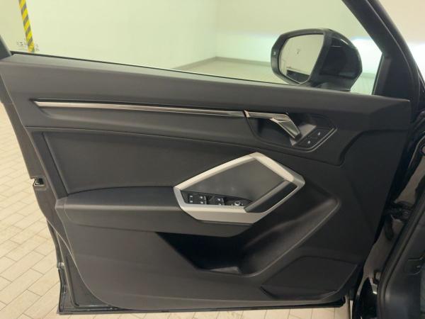 Audi Q3 35 TFSI S tronic LED NAVI VIRTUAL