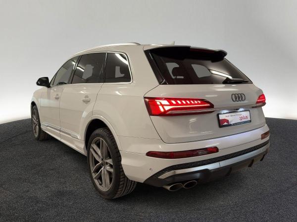 Audi SQ7 TFSI tiptr. AHK STDHZG 7.SITZER HUD PANO RFK