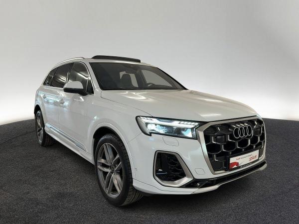 Audi SQ7 TFSI tiptr. AHK STDHZG 7.SITZER HUD PANO RFK